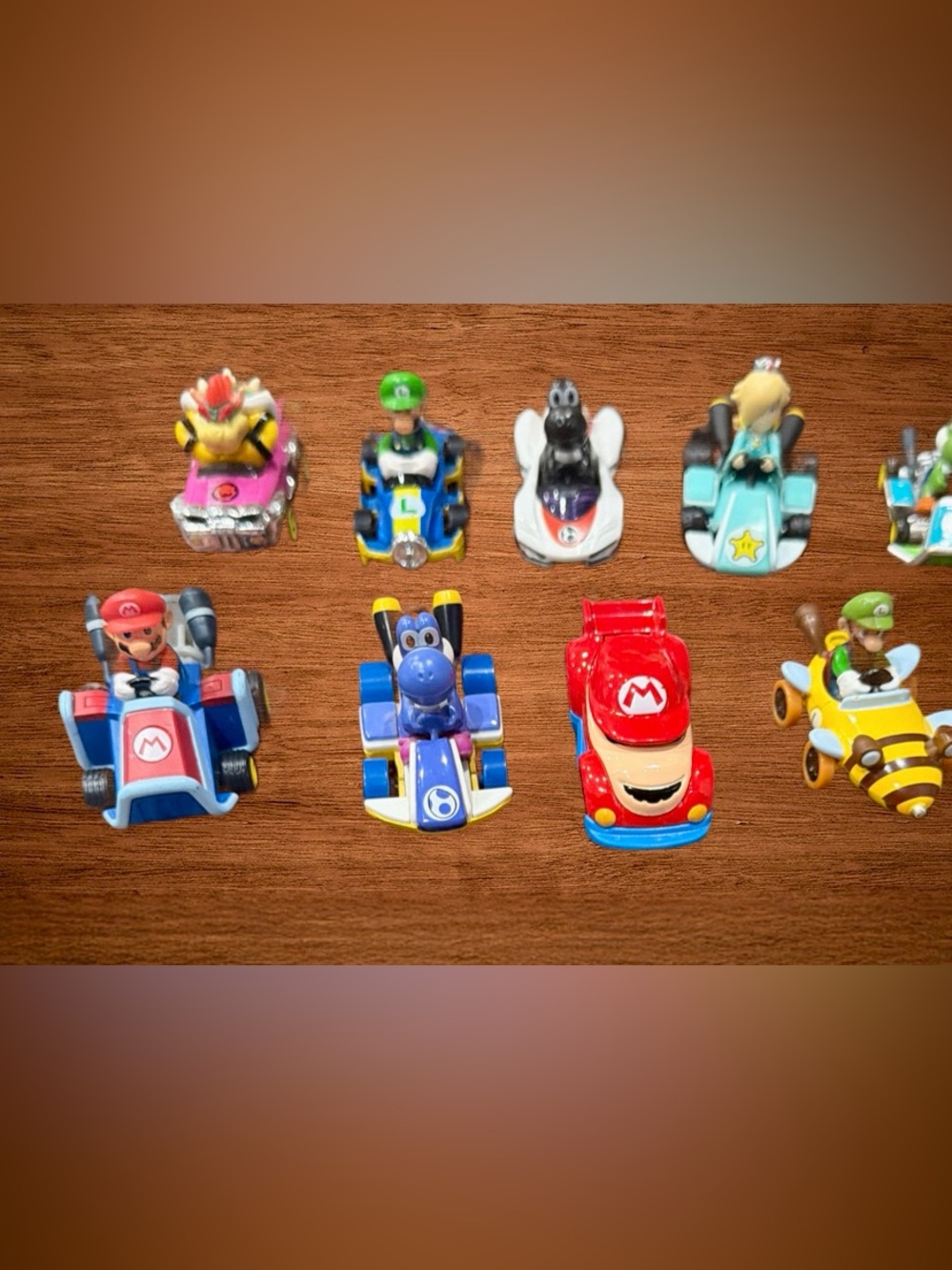 SUPER MÁRIO BROS. LOT OF 9 COLLECTIBLES CARS. 2”